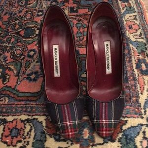 Manolo Blahnik size 36 in plaid